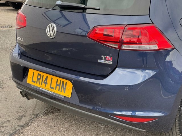 Volkswagen Golf 2.0 Tsi Gti Red #10