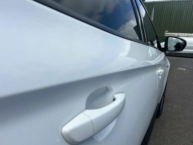 Vauxhall Grandland X Suv White #4