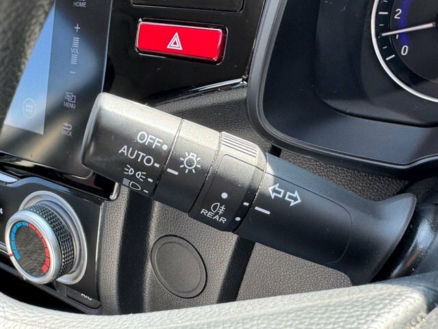 Honda Jazz Ex I-vtec Cvt Red #32