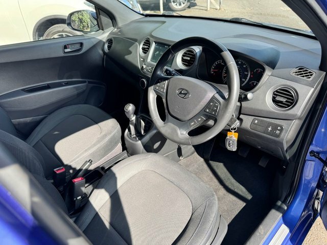 Hyundai I10 1.2 Se White #30