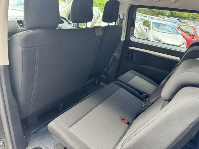 Toyota Proace Verso 1.5D Combi Medium Black #26