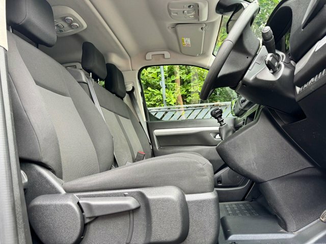 Toyota Proace Verso 1.5D Combi Medium Black #34