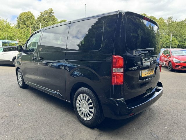 Toyota Proace Verso 1.5D Combi Medium Black #7
