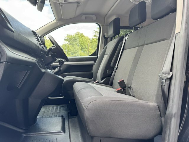 Toyota Proace Verso 1.5D Combi Medium Black #20