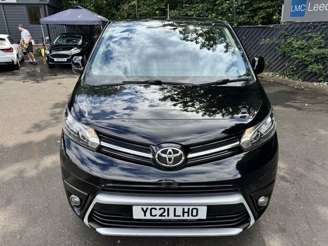 Toyota Proace Verso 1.5D Combi Medium Black #14