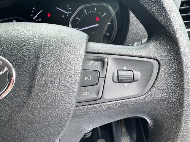 Toyota Proace Verso 1.5D Combi Medium Black #49
