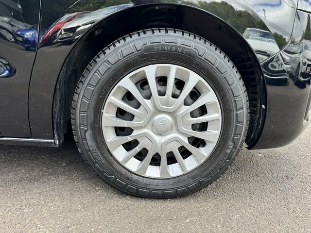 Toyota Proace Verso 1.5D Combi Medium Black #18