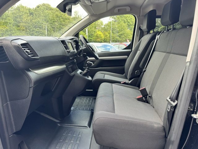 Toyota Proace Verso 1.5D Combi Medium Black #21