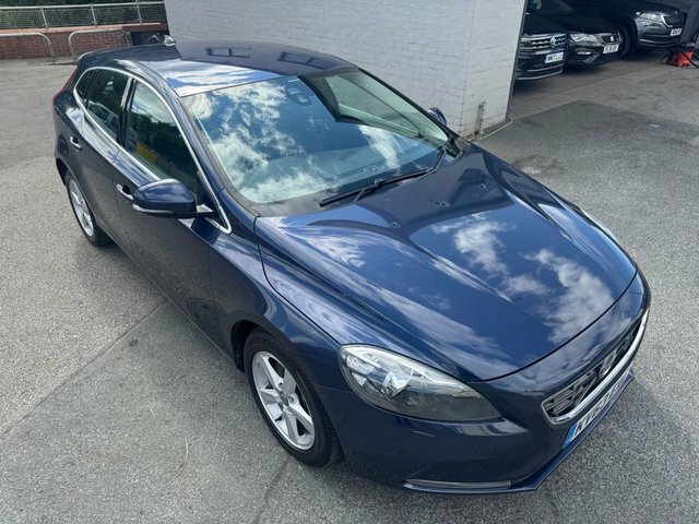 Volvo V40 1.6 D2 Se Euro 5 Ss Black #9