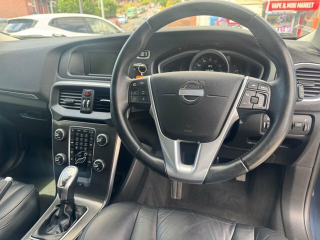 Volvo V40 1.6 D2 Se Euro 5 Ss Black #26