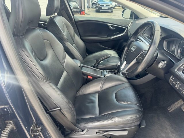 Volvo V40 1.6 D2 Se Euro 5 Ss Black #23