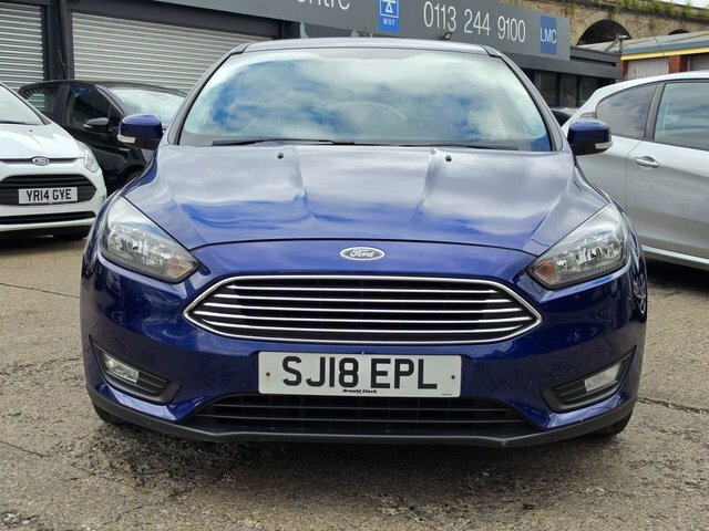 Ford Focus Hatchback Blue #3