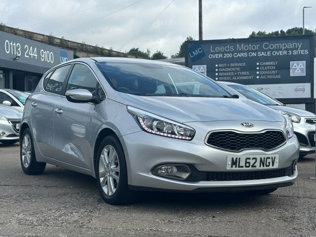 Kia Ceed Hatchback Silver #3