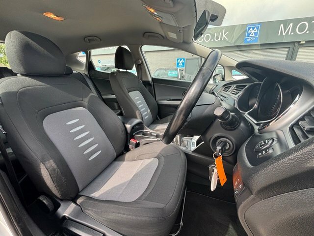 Kia Ceed 2 Eco With 0 Road Tax Silver #37