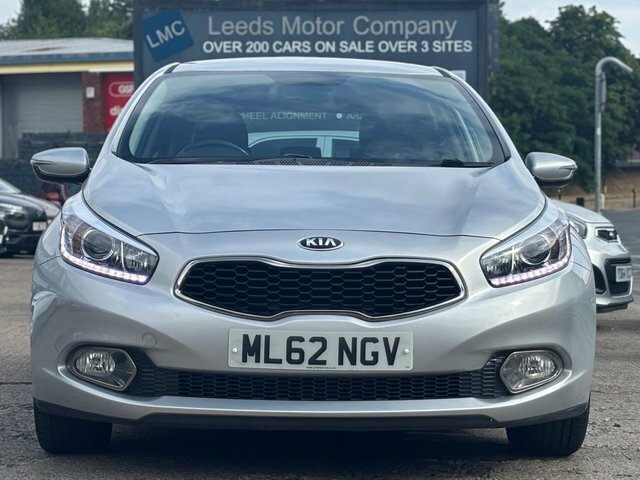 Kia Ceed Hatchback Silver #5