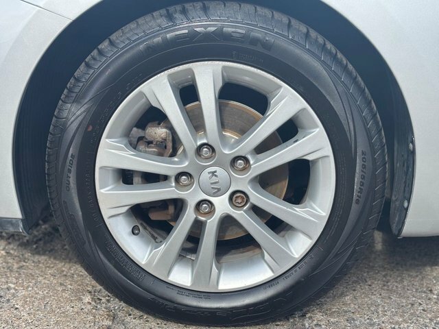 Kia Ceed 2 Eco With 0 Road Tax Silver #23