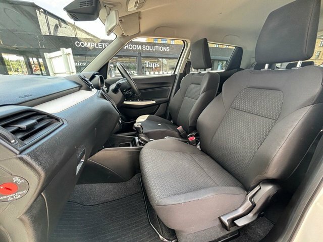 Suzuki Swift Swift Sz-t Dualjet Mhev Cvt Black #33