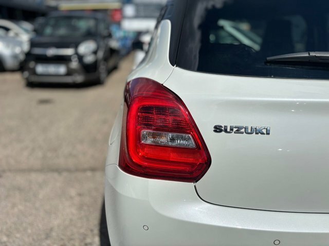 Suzuki Swift Swift Sz-t Dualjet Mhev Cvt Black #14