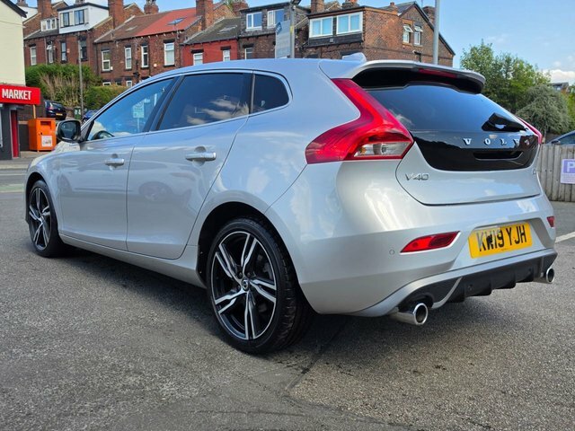 Volvo V40 Hatchback Silver #5