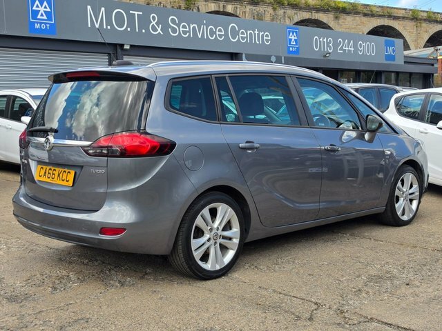 Vauxhall Zafira Tourer Design Red #17