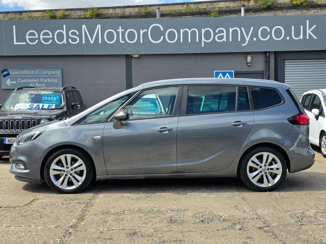 Vauxhall Zafira Tourer Design Red #11