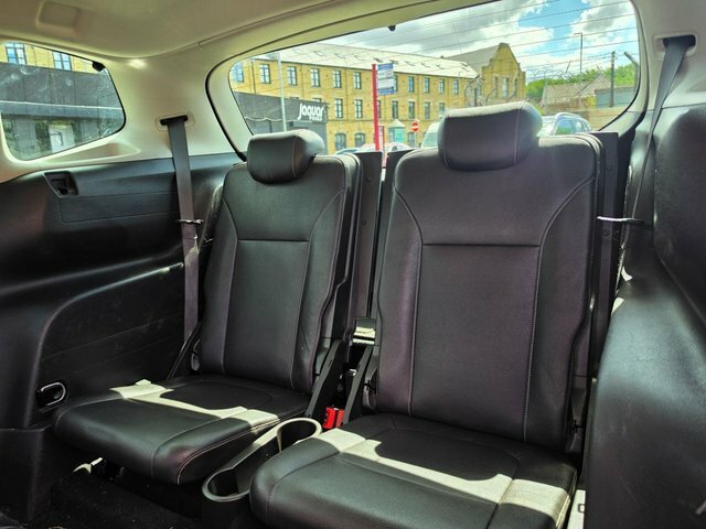 Vauxhall Zafira Tourer Design Red #28