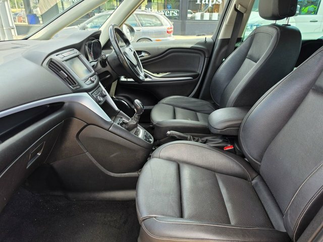 Vauxhall Zafira Tourer Design Red #24