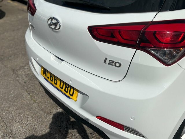 Hyundai I20 1.2 Premium Nav White #15