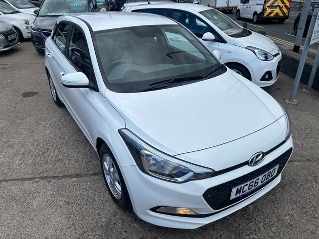 Hyundai I20 1.2 Premium Nav White #22
