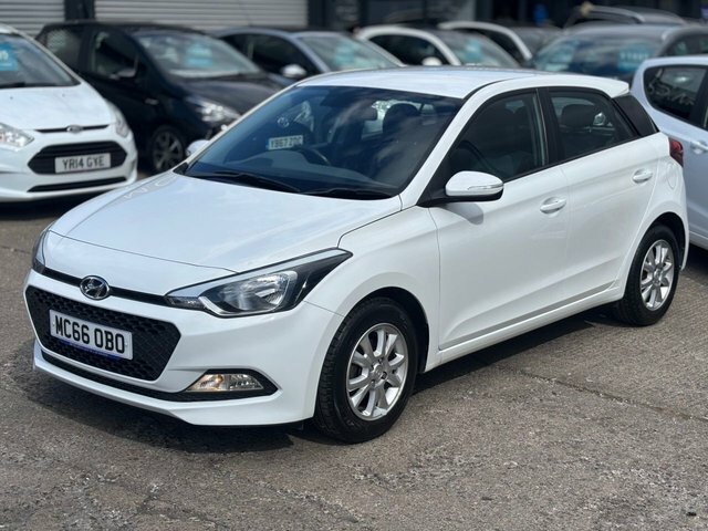 Hyundai I20 1.2 Premium Nav White #7
