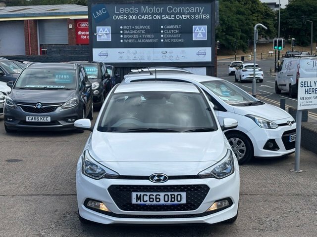 Hyundai I20 Hatchback White #5