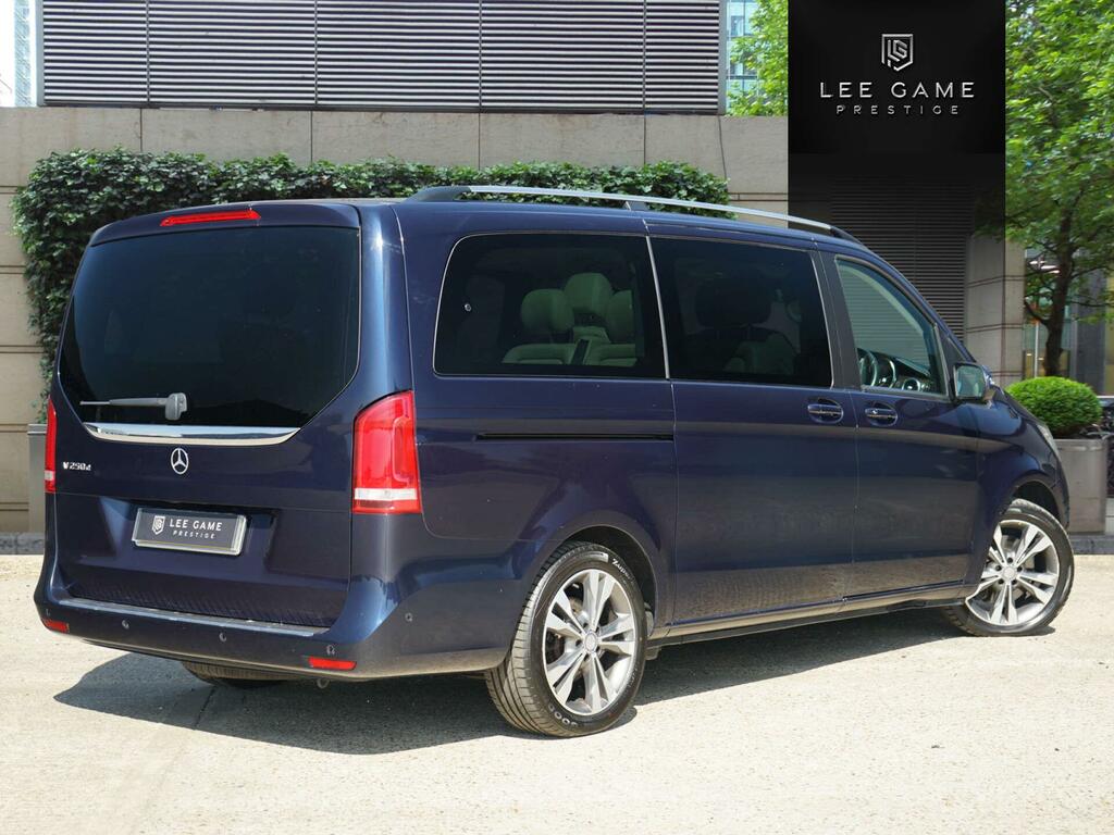 Mercedes-Benz V Class Mpv Grey #7