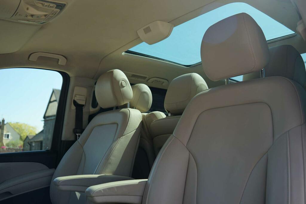 Mercedes-Benz V Class Mpv Grey #15