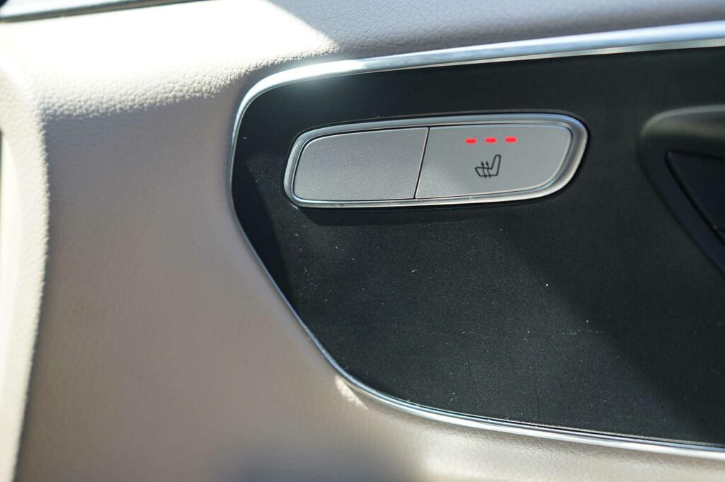 Mercedes-Benz V Class Mpv Grey #24