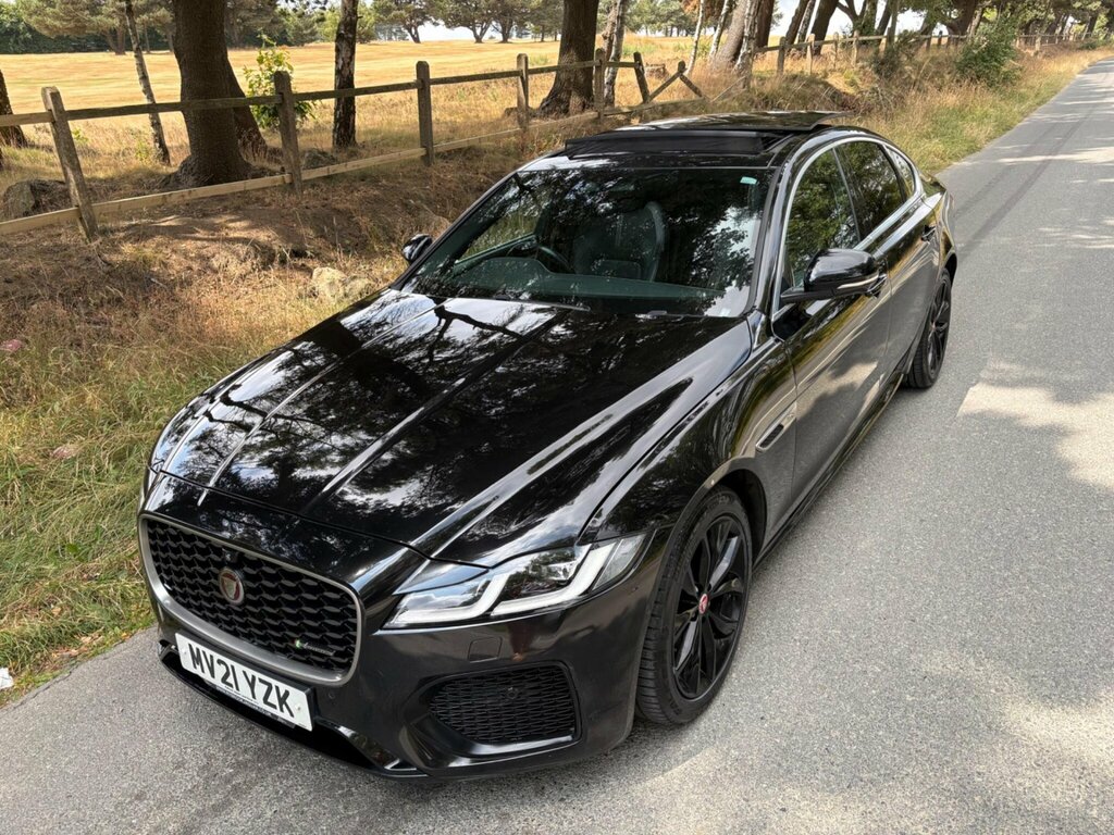 Jaguar XF 2.0 D200 R-dynamic Black White #19