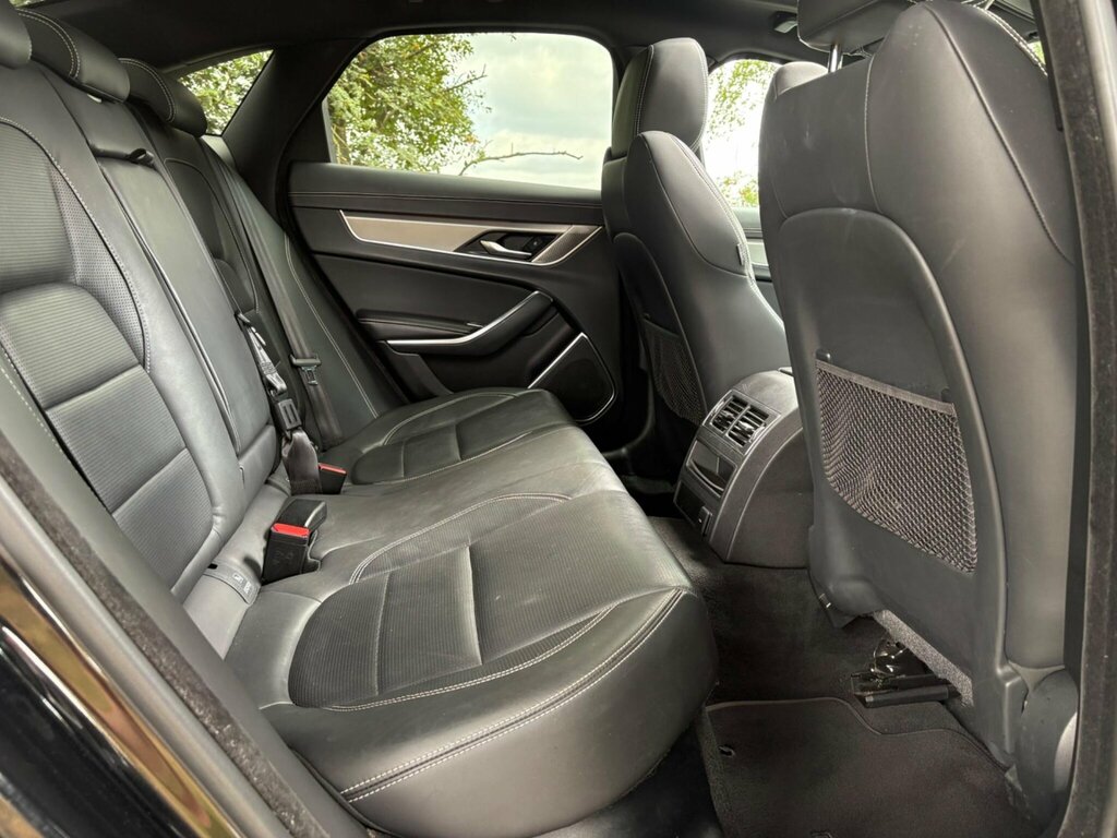 Jaguar XF 2.0 D200 R-dynamic Black White #37