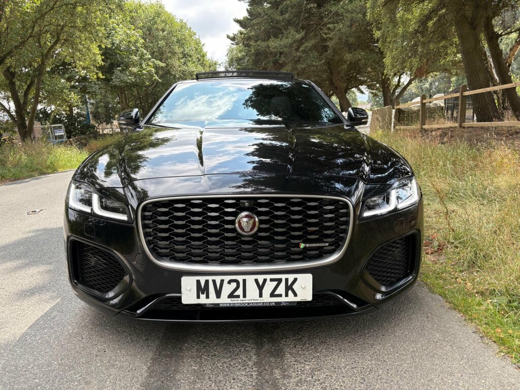 Jaguar XF 2.0 D200 R-dynamic Black White #11