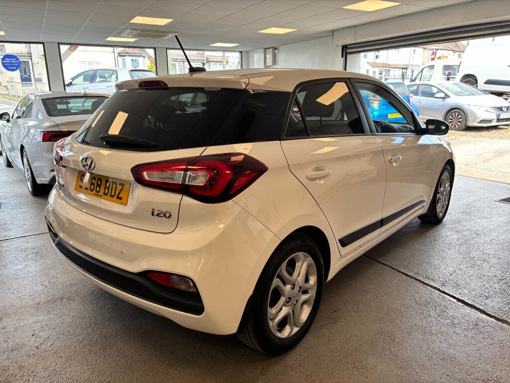 Hyundai I20 1.0 T-gdi Premium Nav Hatchback White #3