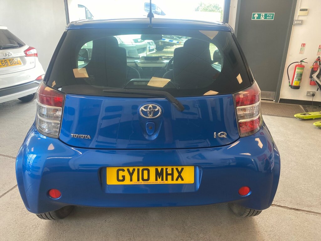 Toyota IQ Hatchback Black #8