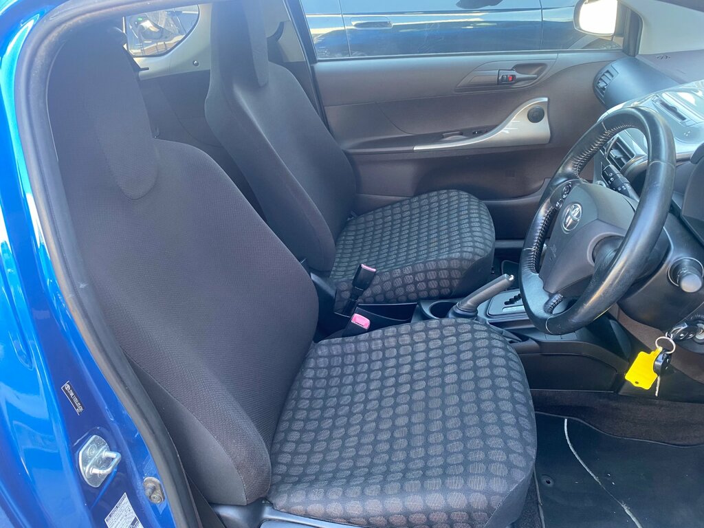 Toyota IQ Hatchback Black #11