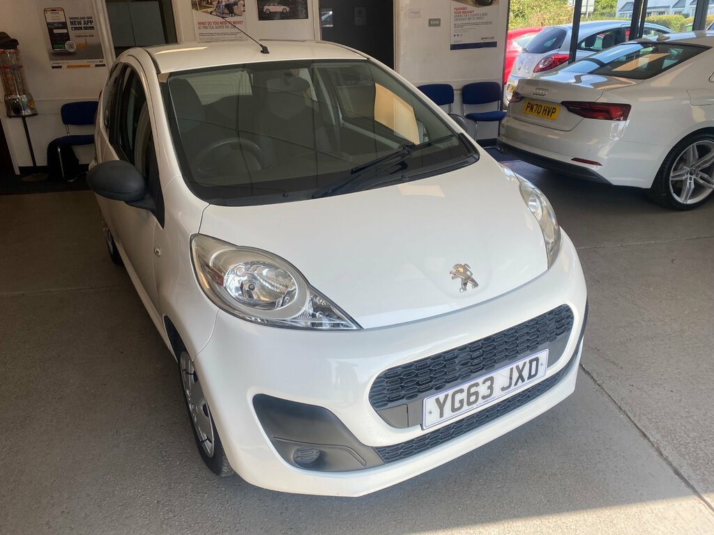 Peugeot 107 1.0 12V Access Hatchback Euro 5 White