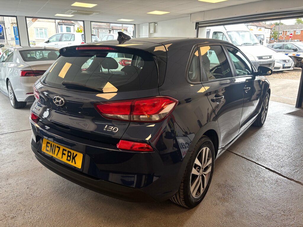 Hyundai I30 1.0 T-gdi Blue Drive Se Nav Hatchback M Blue #3
