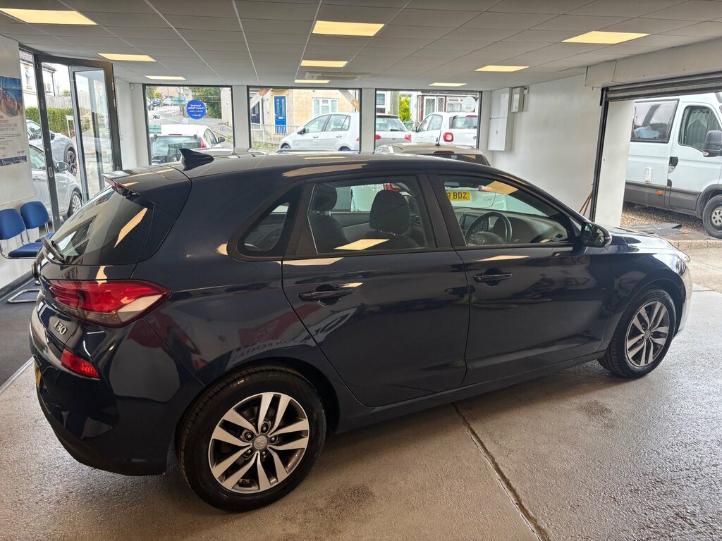 Hyundai I30 Crdi Se Nav  #9