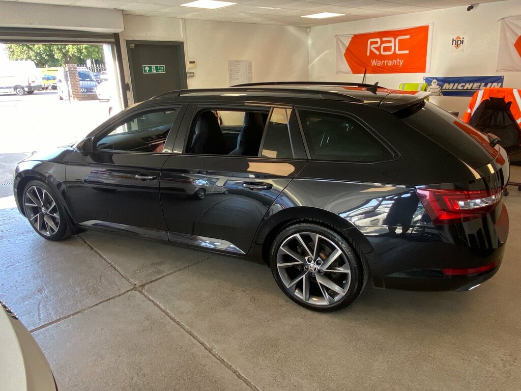 Skoda Superb 1.4 Tsi 150 Se Technology Dsg White #10