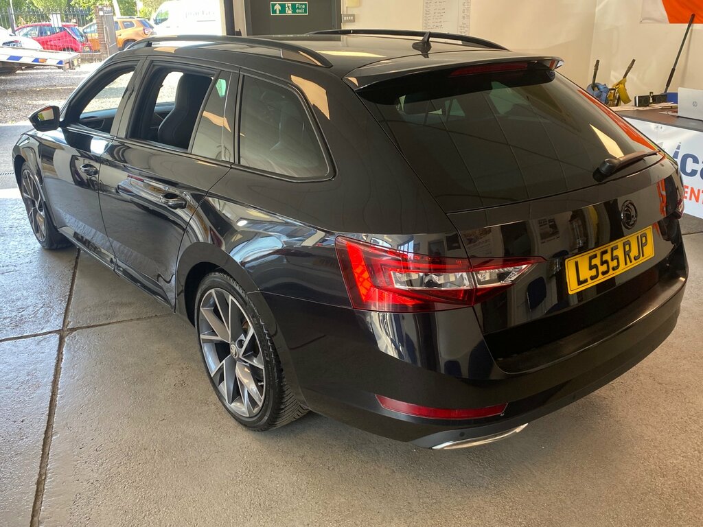 Skoda Superb 2.0 Tdi Sportline Estate Dsg 4Wd Euro 6 Black #4