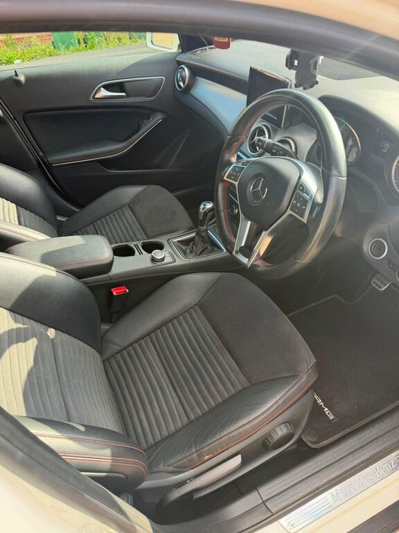 Mercedes-Benz GLA Class 250 4Matic Amg Line Grey #15