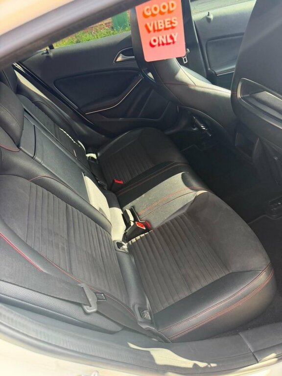 Mercedes-Benz GLA Class 250 4Matic Amg Line Grey #16