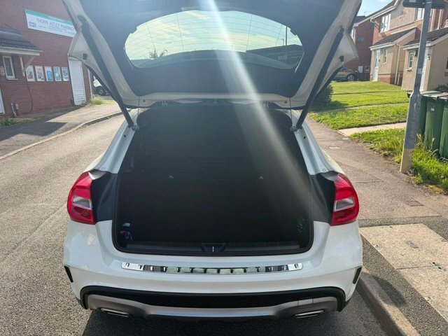 Mercedes-Benz GLA Class 250 4Matic Amg Line Grey #13