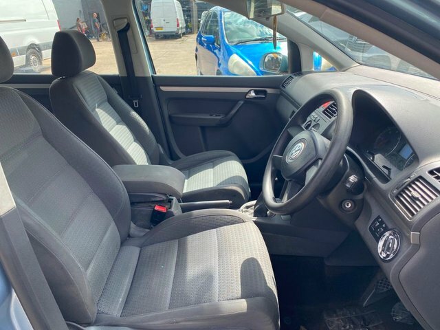 Volkswagen Touran 2L Se Black #13