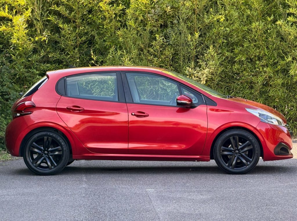 Peugeot 208 1.2L Active EF68JWE Red #3